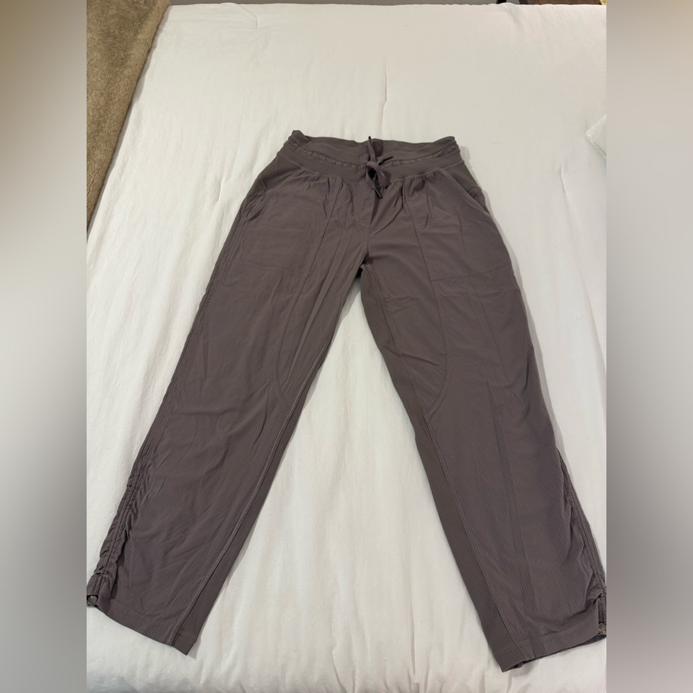 Lululemon Dance Studio Mid-Rise Crop 25" Mauve Purple